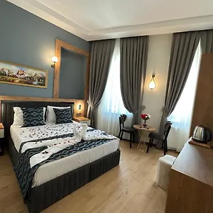 Hotel Newalla Old