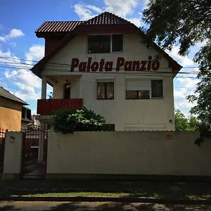 2* Bed & Breakfast Palota Panzio